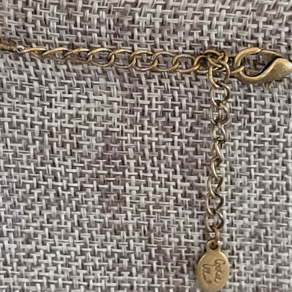 Cookie Lee Medallion Necklace - Vintage - Picture 9 of 11